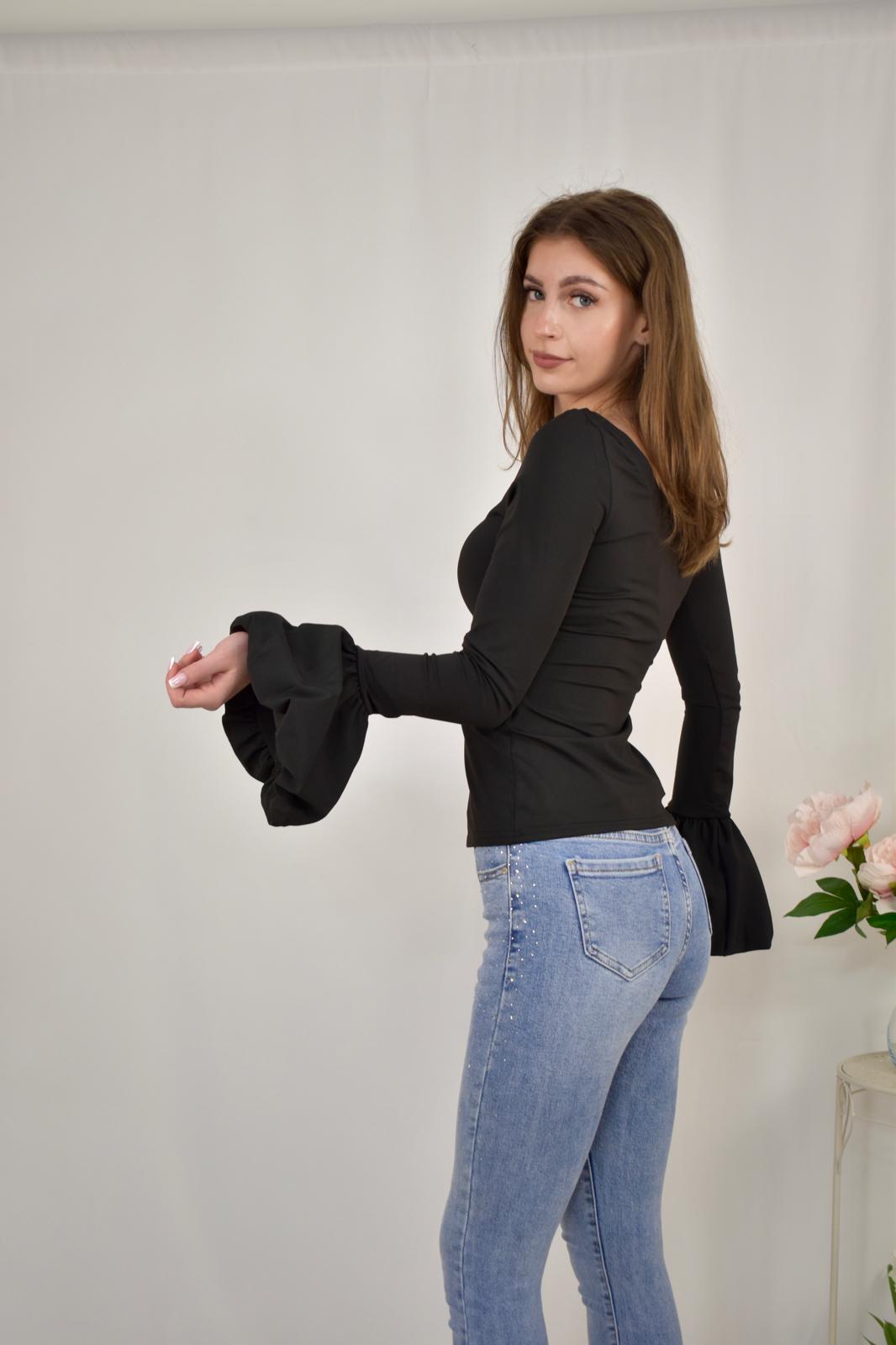 Bluză mulată cu mâneci evazate - current